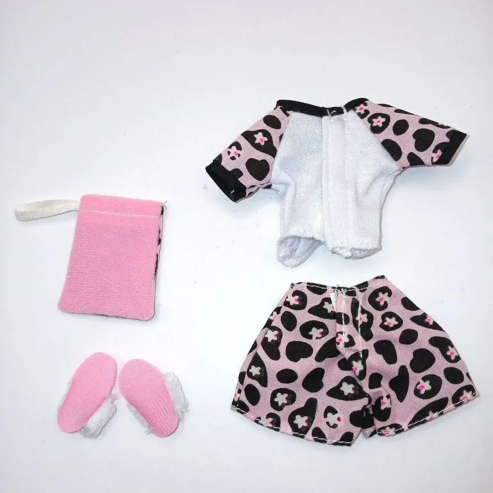 Barbie Fashion Avenue Glow in Dark Pink & Black Pajama Top Shorts Slippers & Bag